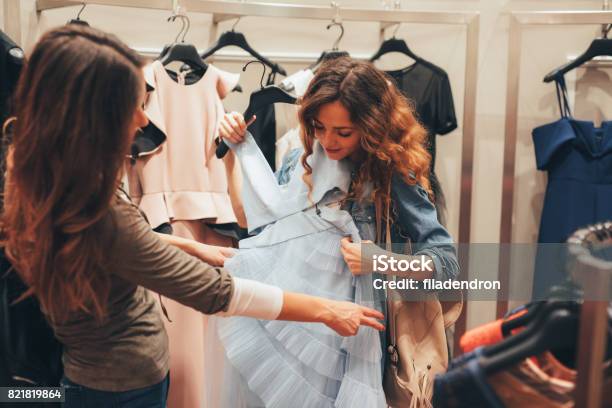 Bài tập collocation fashionable clothes